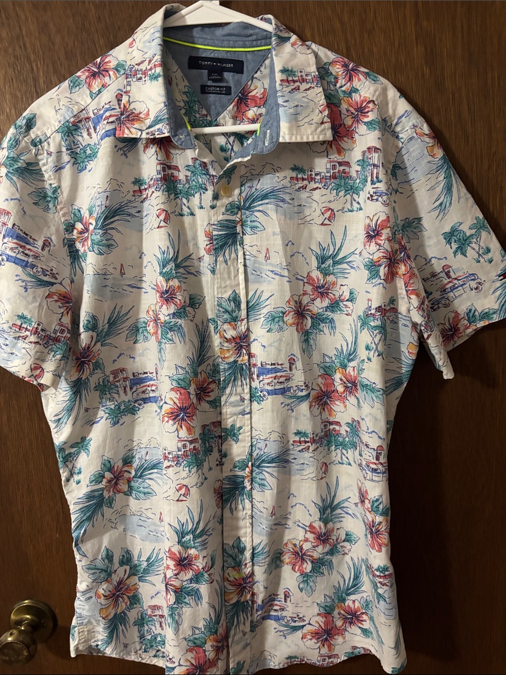 Tommy Hilfiger Men’s Cream Floral Short-Sleeve Button-Up Shirt